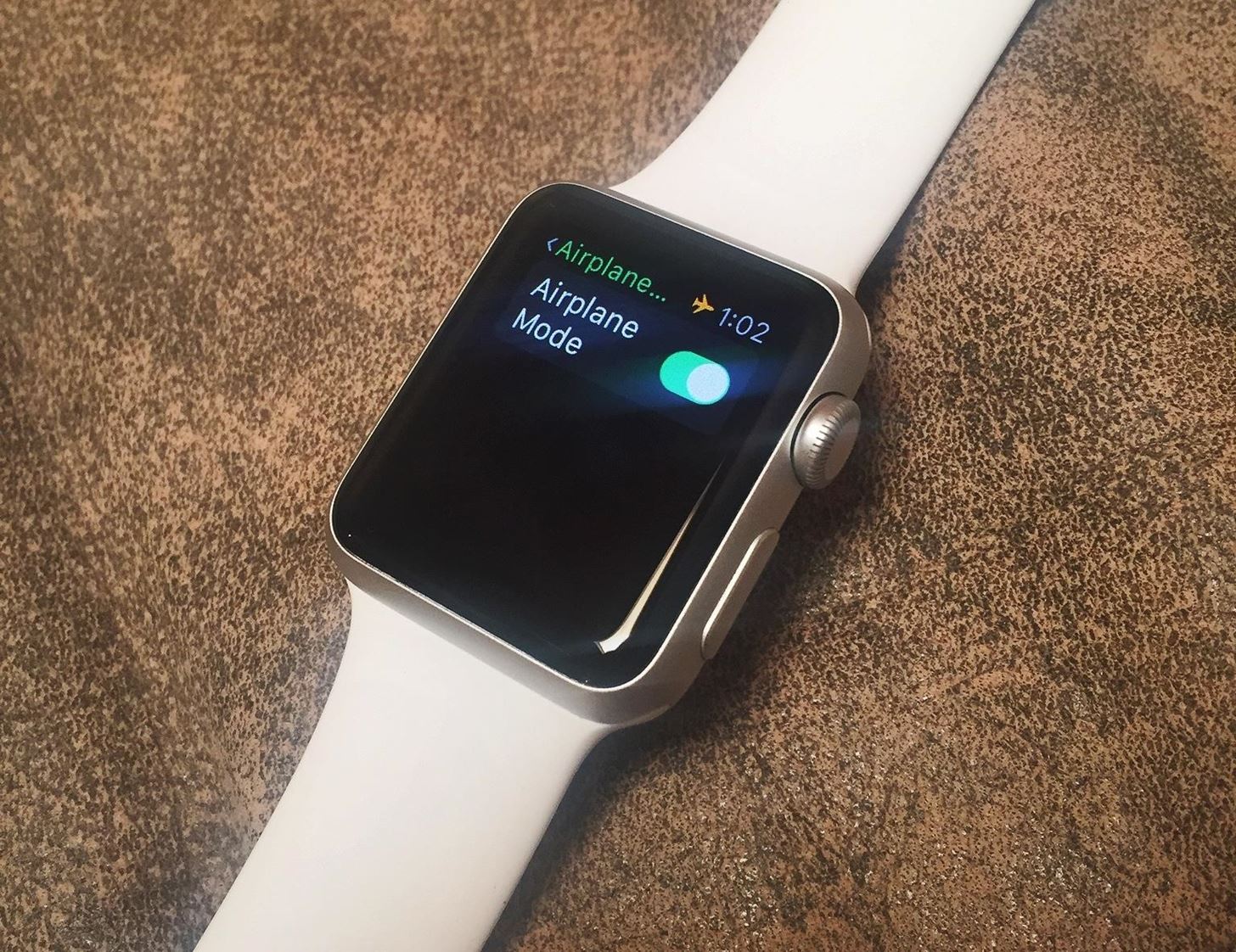 What Does Mirror My iPhone Mean on Apple Watch?